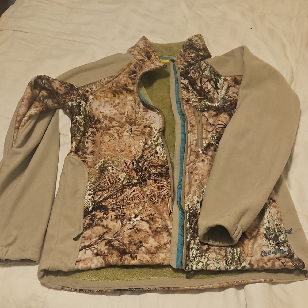Cabela's Women's Camouflage Jacket
